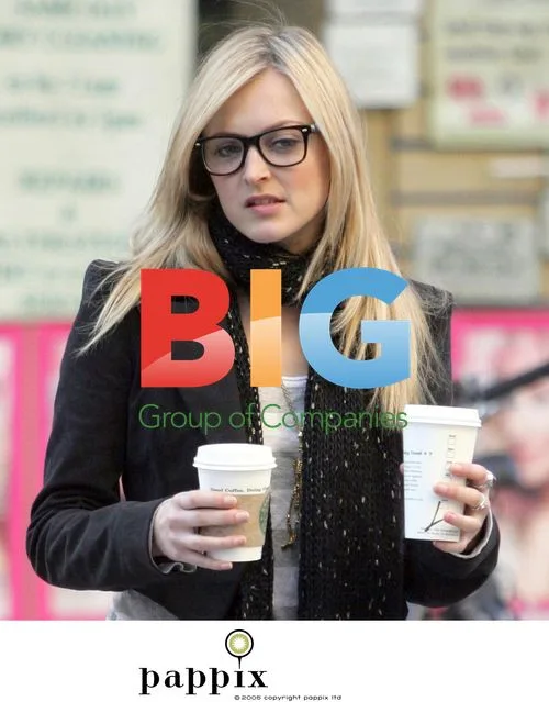 Fearne Cotton and Reggie Yates grab coffee