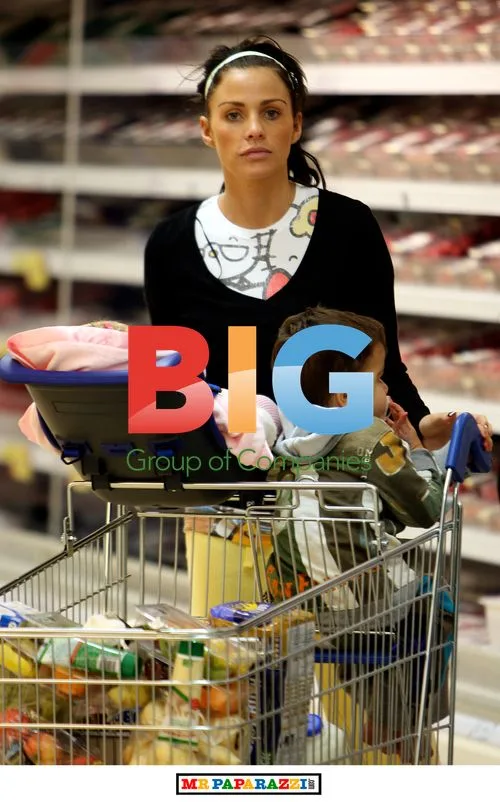 Katie Price Food Shopping with Kids