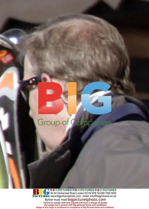 Prince Andrew and daughters skiing in Verbier