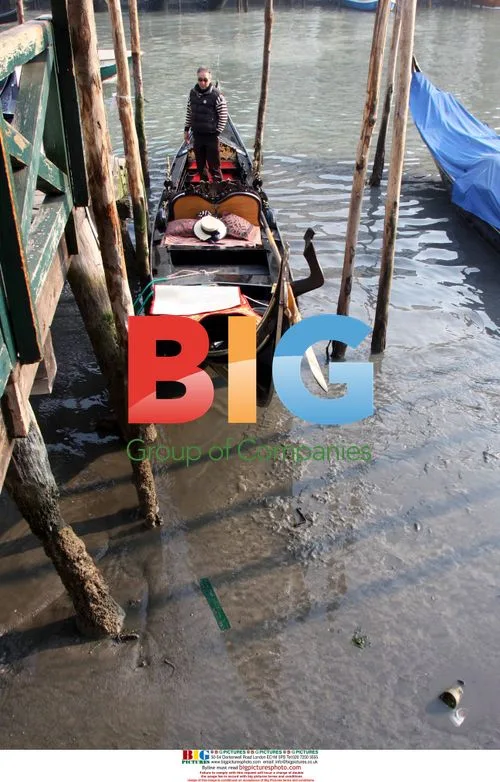Gondolas stranded in Venice due to low tide