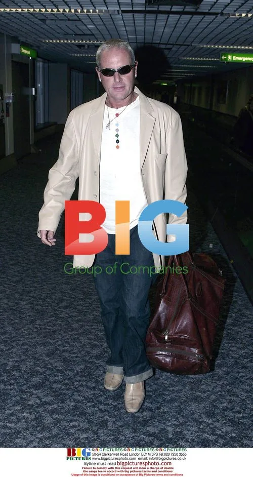 Paul Gascoigne returns to UK from Malta