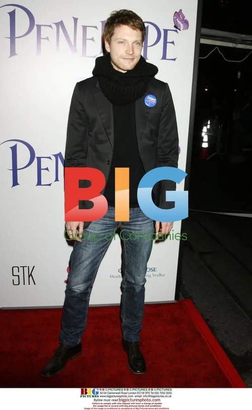 Simon Woods at "Penelope" premiere