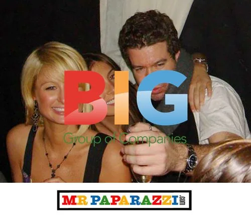 Paris Hilton and Simon Rex get cozy