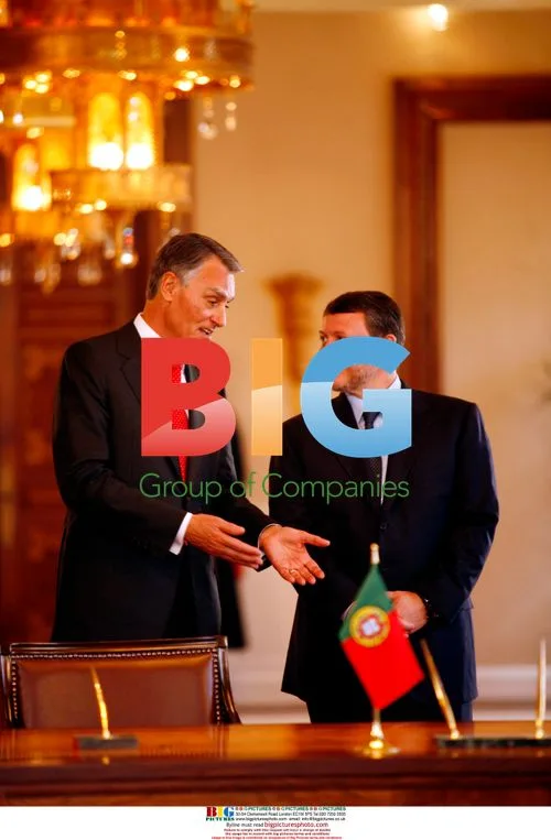 Portuguese President & First Lady Arrive in Jordan