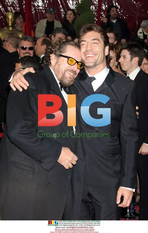 Julian Schnabel and Javier Bardem at Oscars