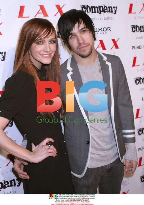 ASHLEE SIMPSON and PETE WENTZ at Album Release Party