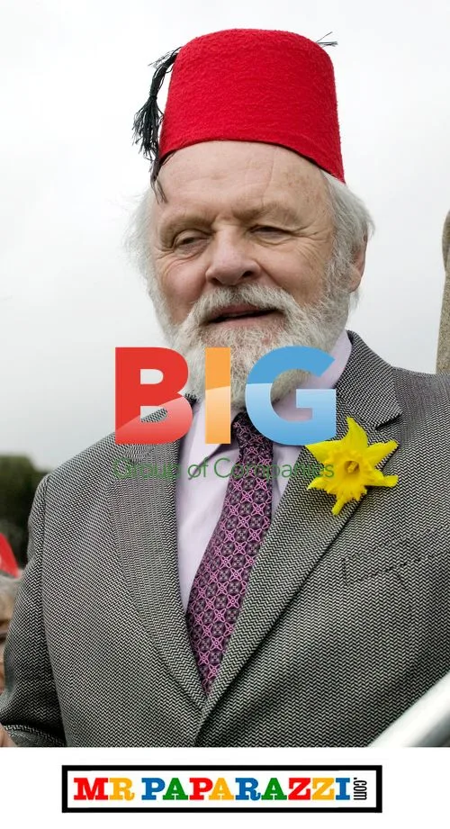 Sir Anthony Hopkins unveils Tommy Cooper statue