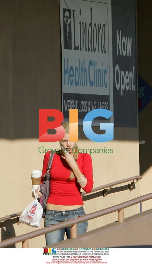 Sophie Monk Spends Lonely Day in LA