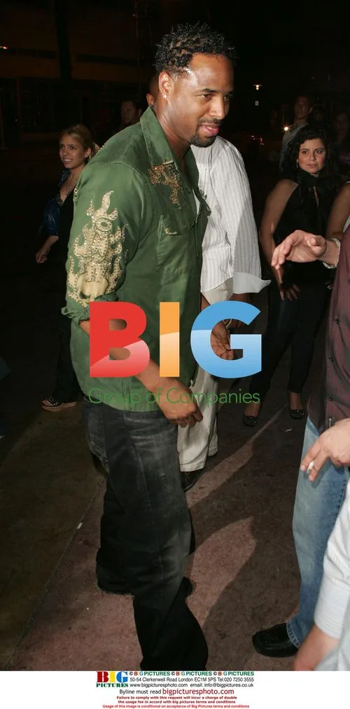 Shawn Wayans outside Miami nightclub