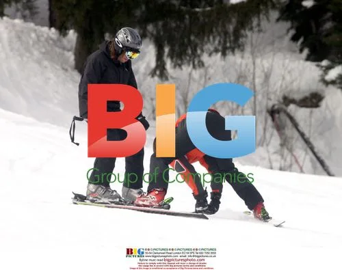 Liam Gallagher Enjoys Winter Holidays in Switzerland