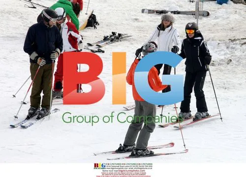 Liam Gallagher Enjoys Winter Holidays in Switzerland
