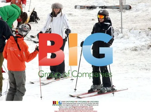 Liam Gallagher Enjoys Ski Lessons in Switzerland