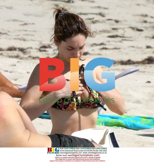 Kelly Brook and Billy Zane's Caribbean Vacation