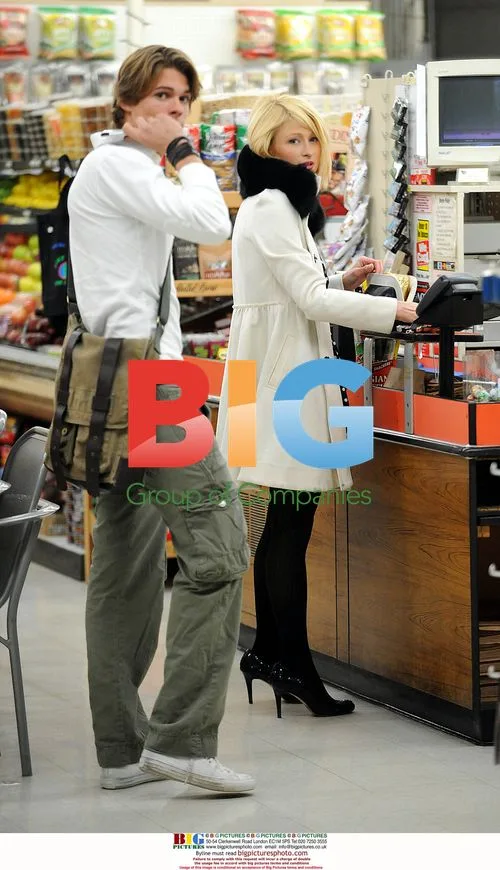 Paris Hilton and Beau Alex Vaggo Grab Essentials