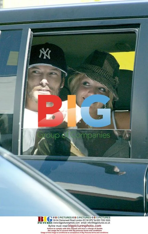 Britney Spears Leaves Dentist Office