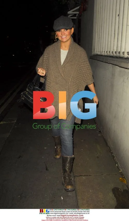 Jennifer Ellison Leaves Comedy Theatre