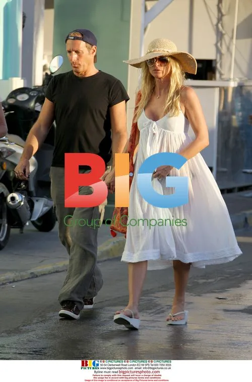 Nicolette Sheridan and Michael Bolton in St Bart's
