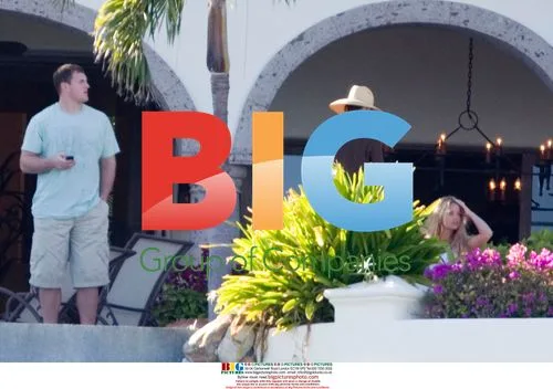 Jessica Simpson and Tony Romo in Los Cabos