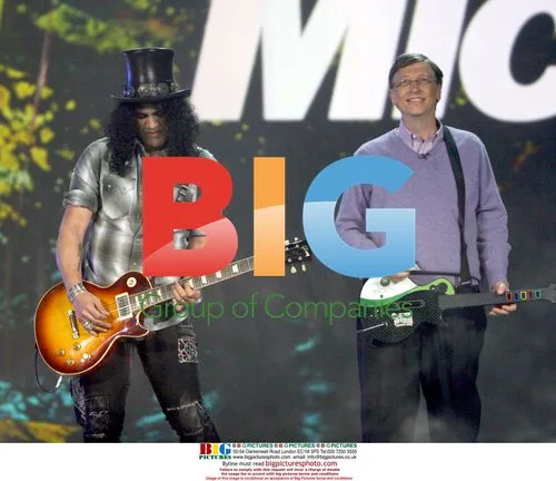 Slash joins Bill Gates at CES 2008