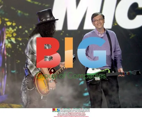 Slash joins Bill Gates at CES 2008