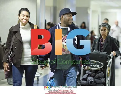 Tracy Morgan Lands at LAX with Bling