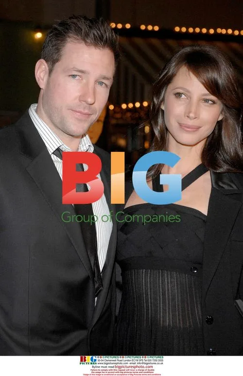 Edward Burns and Christy Turlington-Burns at 27 Dresses Premiere