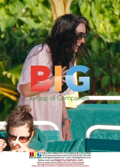 Martine MCutcheon with boyfriend on Caribbean vacation