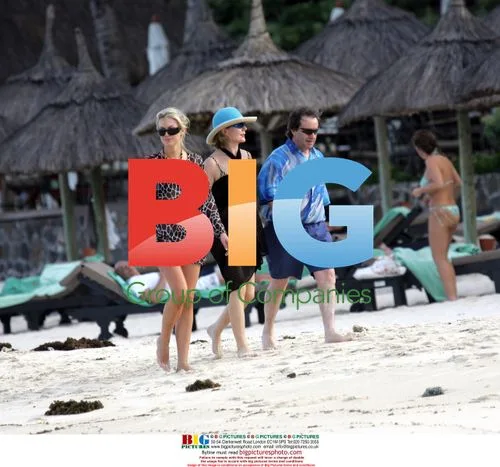 Rosanna Davidson and Chris De Burgh in Mauritius