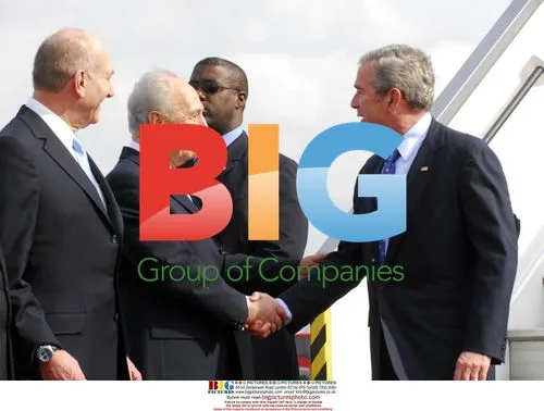 Bush Greeted by Peres and Olmert in Israel