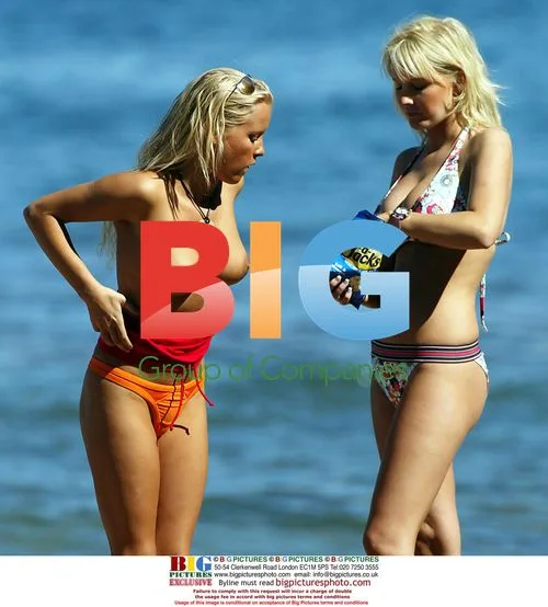 Models Anna Taverner and Michelle Marsh on Holiday