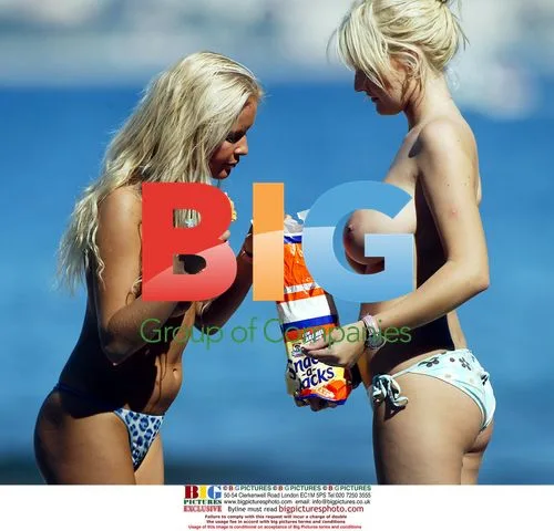 Models Anna Taverner and Michelle Marsh Relax in South of France