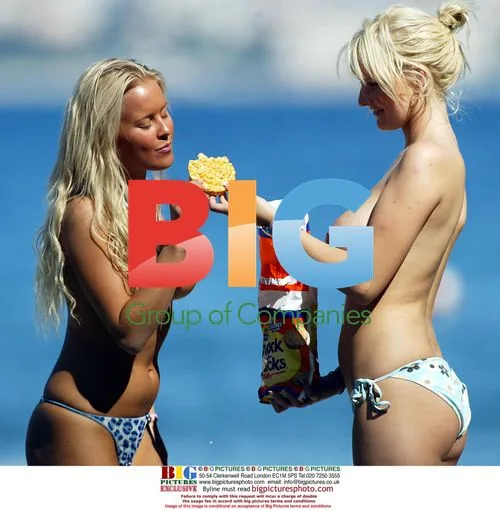 Models Anna and Michelle Relax in France
