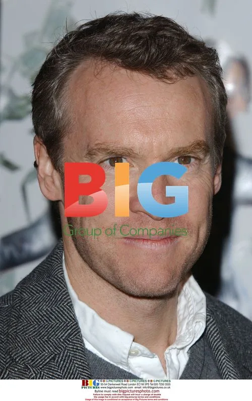 Tate Donovan at "Mad Money" premiere