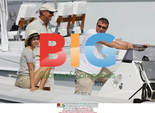Roman Abramovich and Girlfriend Holiday