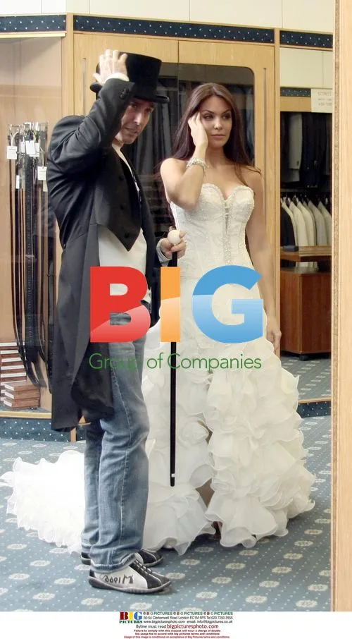 Daniel Ducruet and Adanay Garcia Shopping