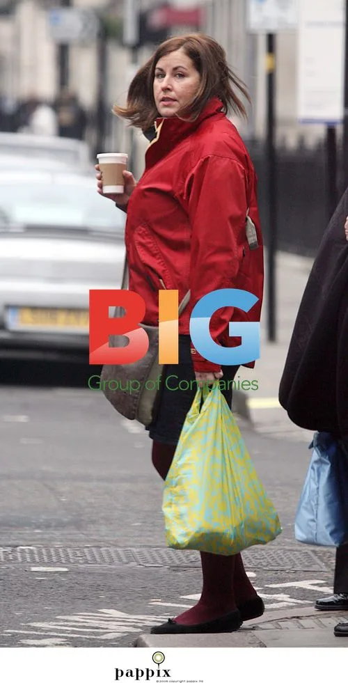 Liza Tarbuck out shopping in London