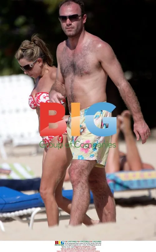 Alan Shearer and Friends Relax in Caribbean