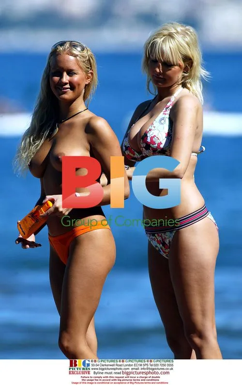 Models Relaxing in South of France