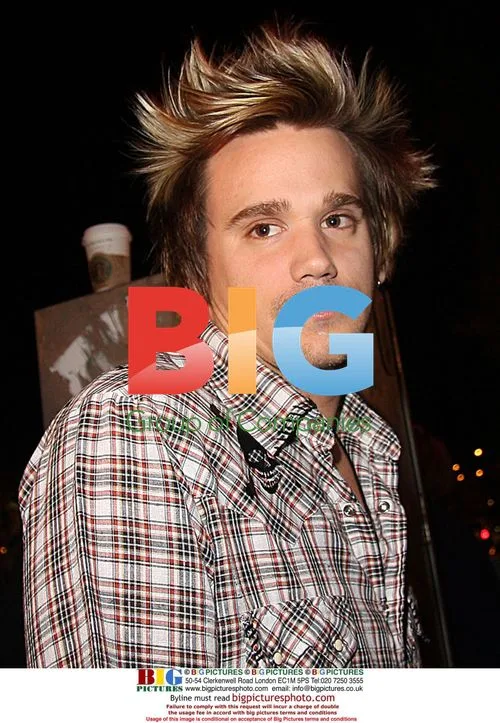 Sean Stewart freezes in thin shirt at club