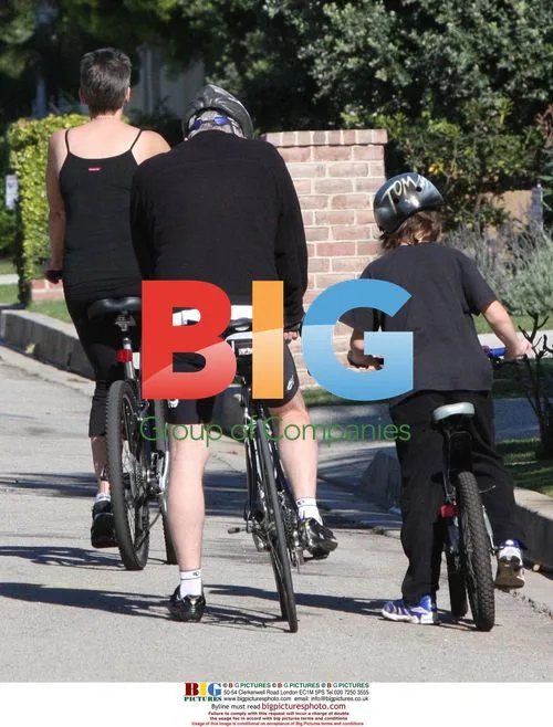 Jamie Lee Curtis & Christopher Guest Bike Riding
