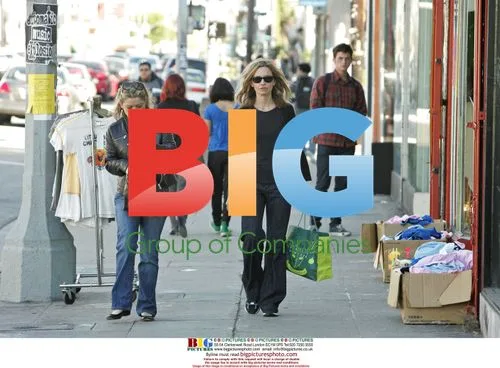 Calista Flockhart Shopping on Melrose Ave