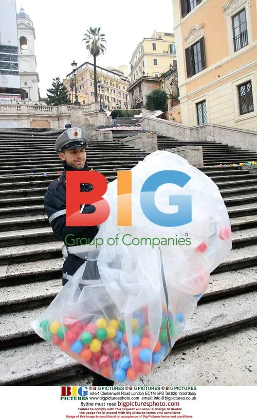 Artist Throws 500K Balls on Rome Steps