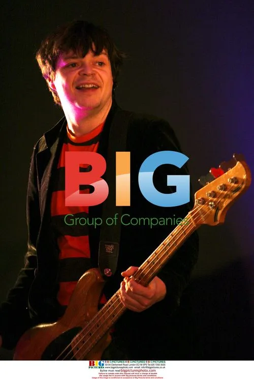 Supergrass' Diamond Hoo Ha Men play Apple Store gig