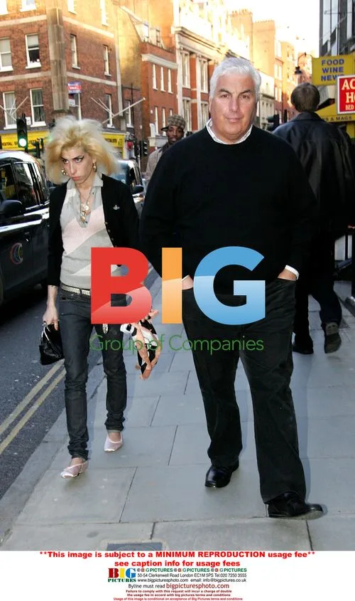 Amy Winehouse visits London Clinic