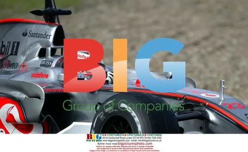 Alonso and Hamilton in F1 training