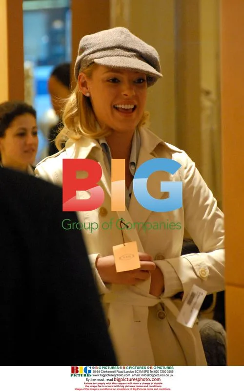 Katherine Heigl shops with mother in NYC