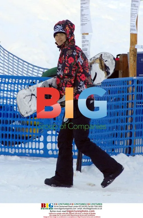 Juliette Lewis Snowboarding in Italy