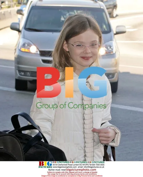 Elle Fanning departs for Sundance Festival