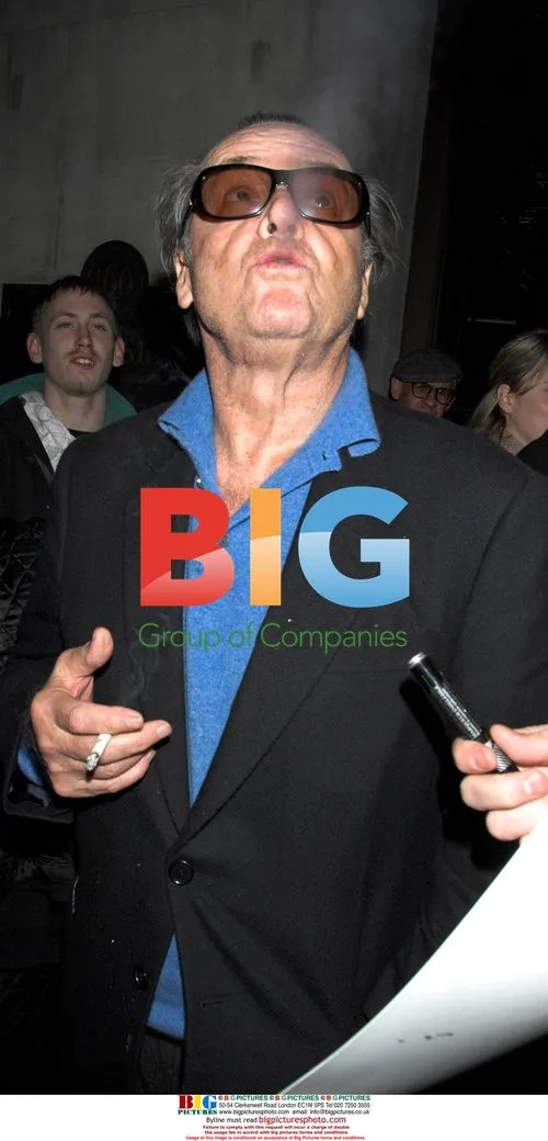 Jack Nicholson clowning for paparazzi