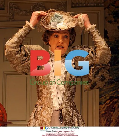 Penelope Keith in "The Importance of Being Earnest"